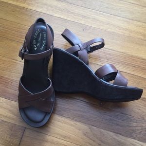 NWOT platform sandals